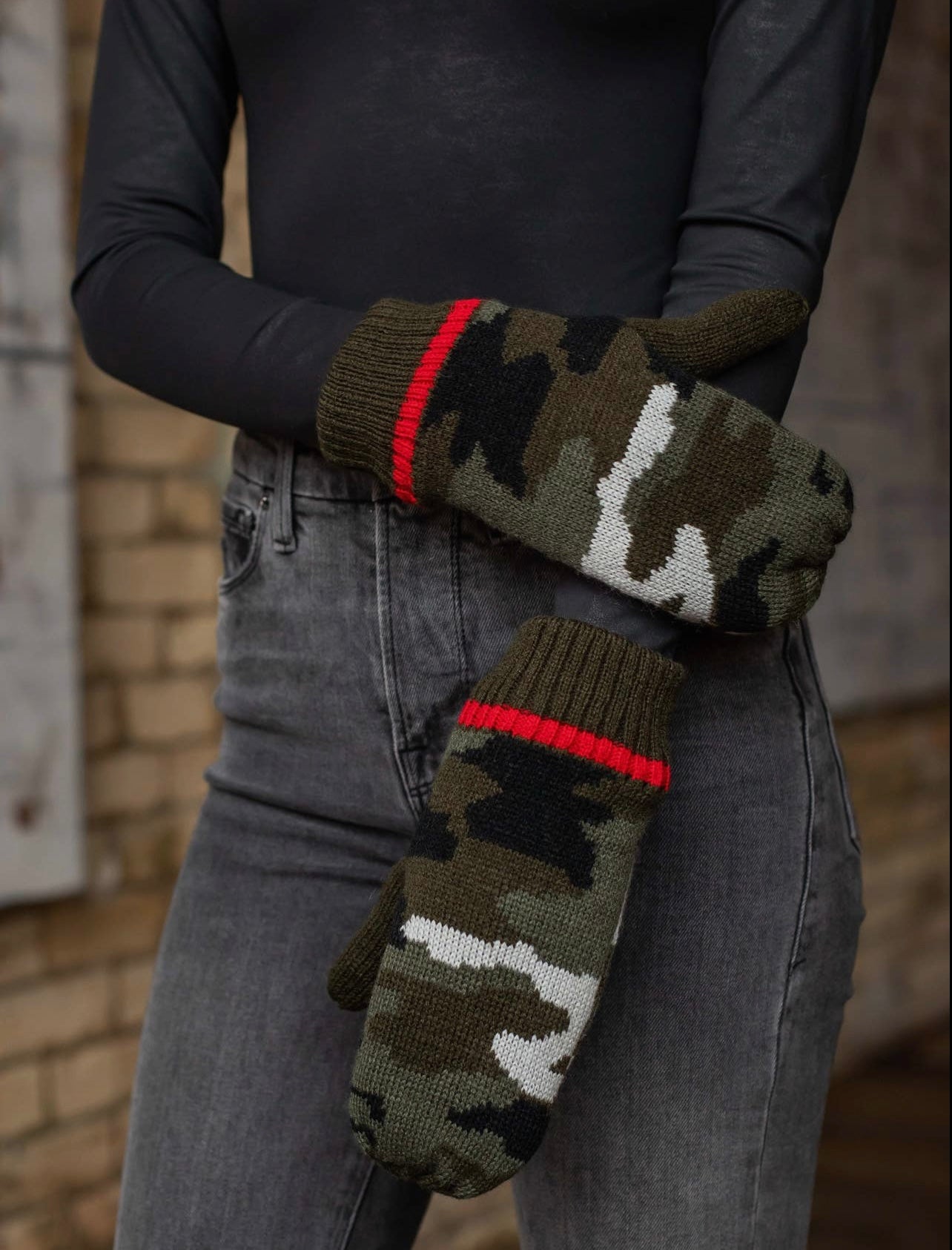 Red Stripe Camo Mittens