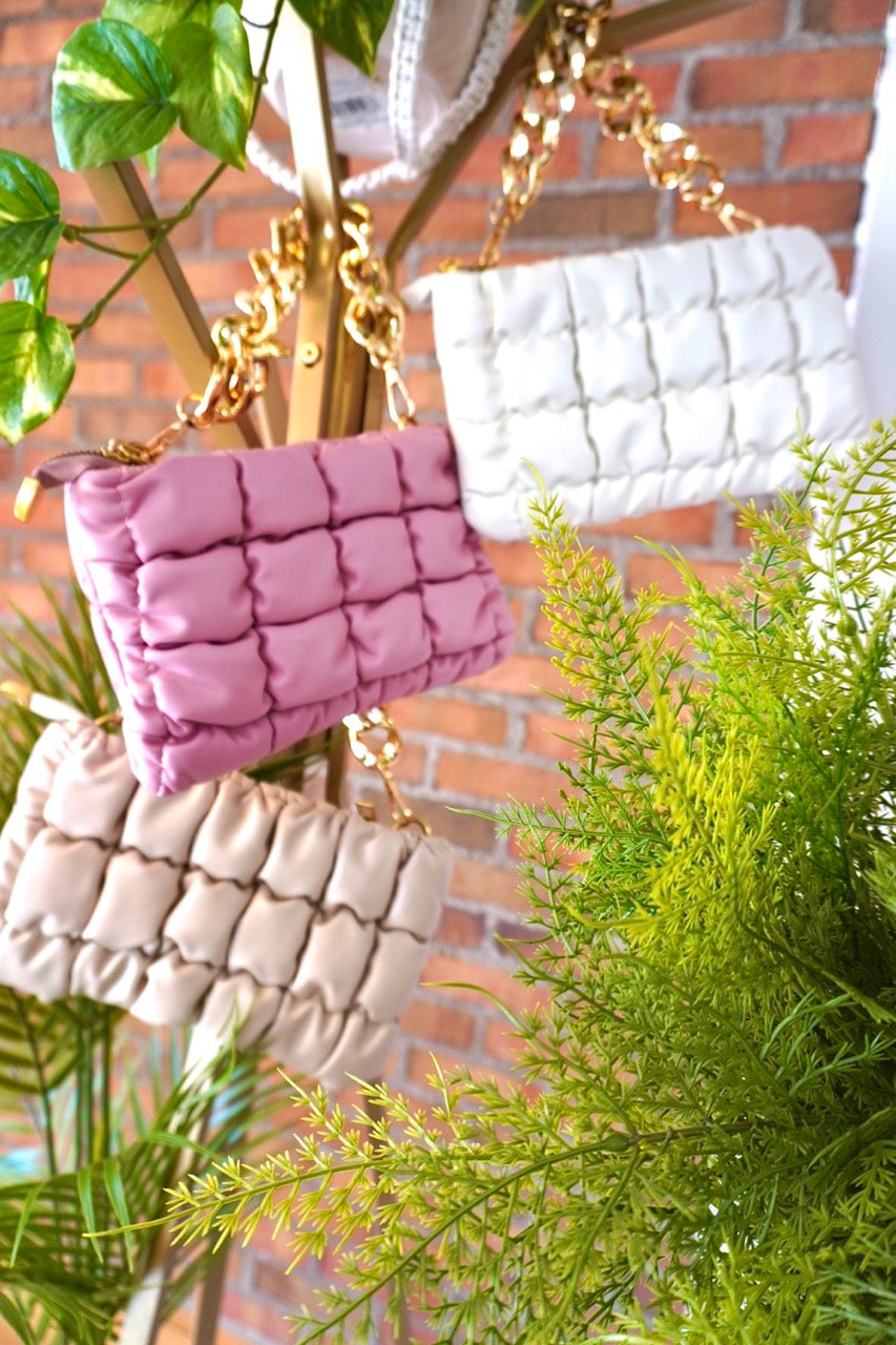 Puffy Purse w/ Gold Chain Strap