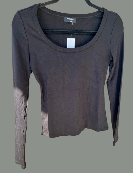 Basic Scoop Neck Top