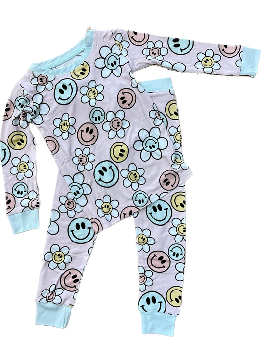 Happy Daisy Pajamas Set
