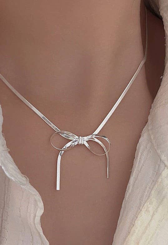 Silver Bow Necklace