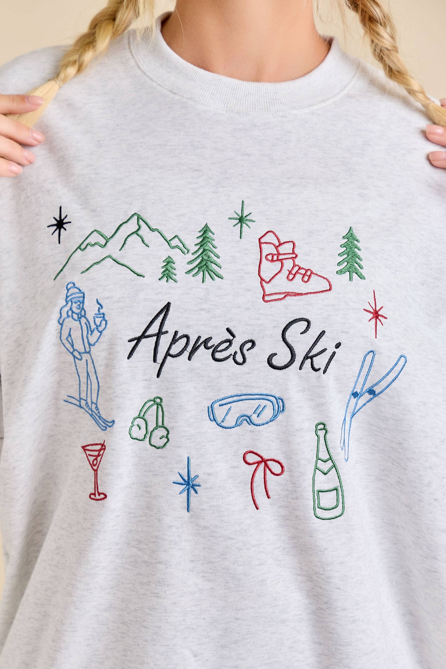 Après Ski Embroidered Sweatshirt